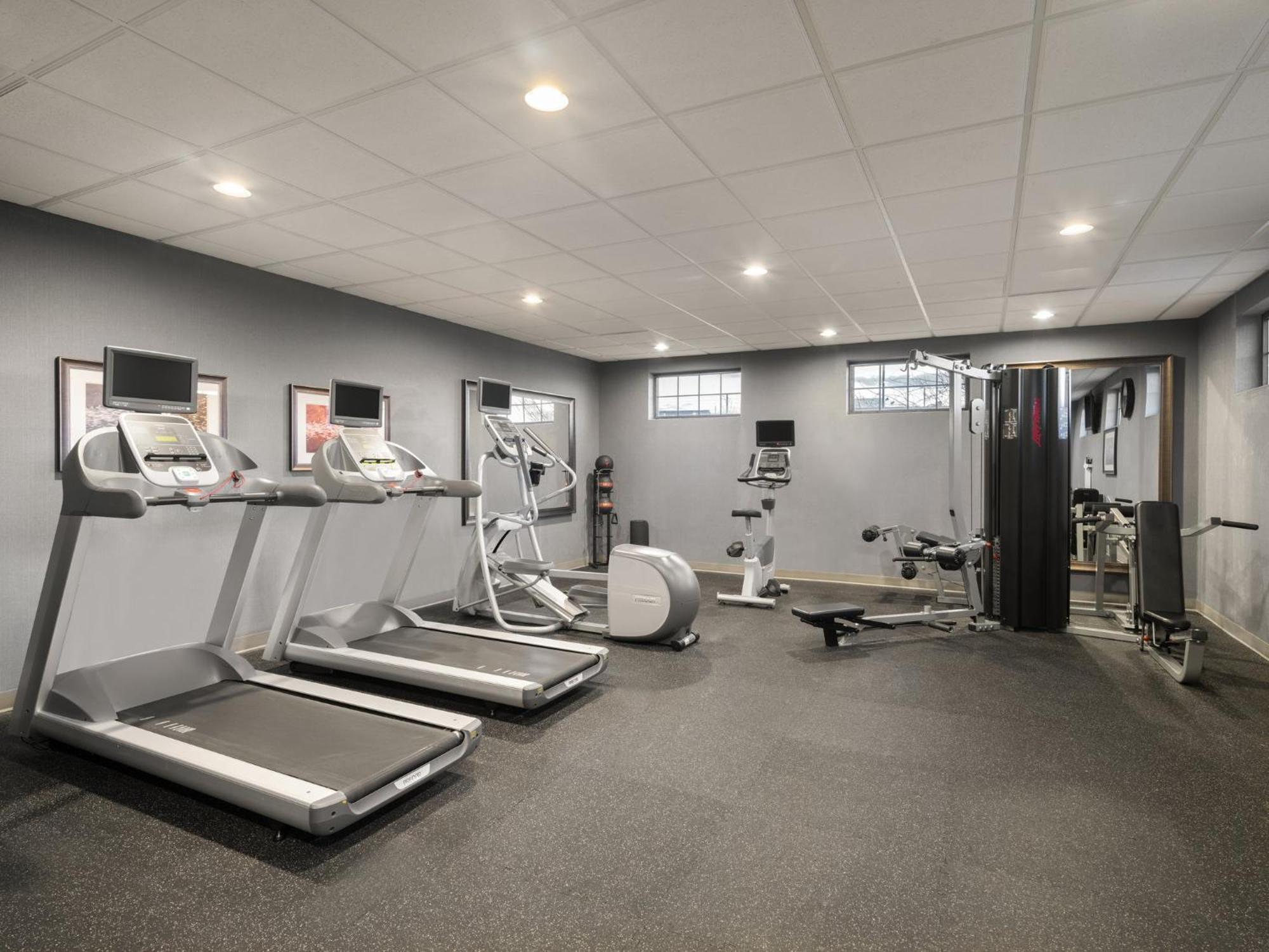 Staybridge Suites Midvale By Ihg Bagian luar foto